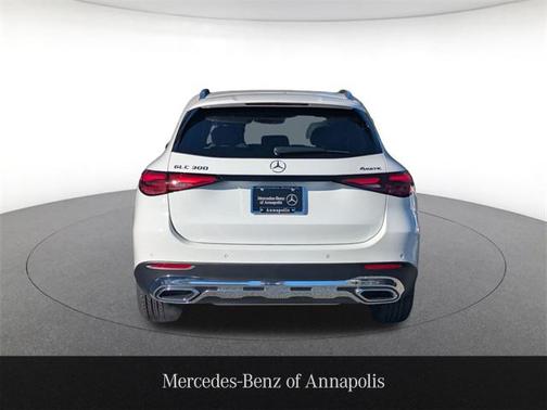 2026 Mercedes-Benz GLC 300 4MATIC
