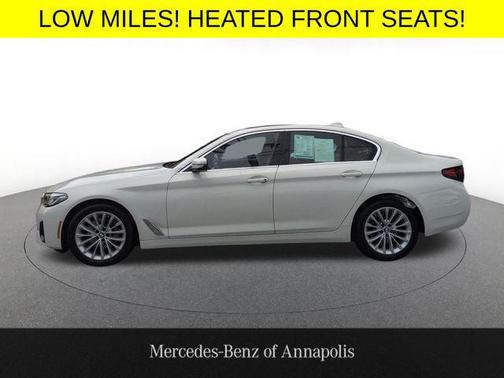 Alpine White 2022 BMW 530 i xDrive