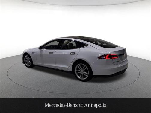 2015 Tesla Model S 85D