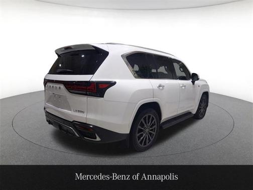 2022 Lexus LX 600 Base