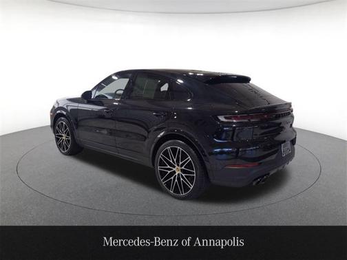 2024 Porsche Cayenne Base