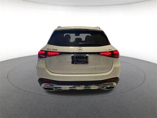 2025 Mercedes-Benz GLC 300 4MATIC