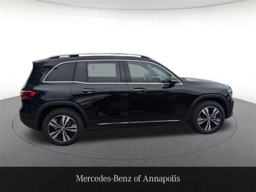 2025 Mercedes-Benz GLB 250 4MATIC