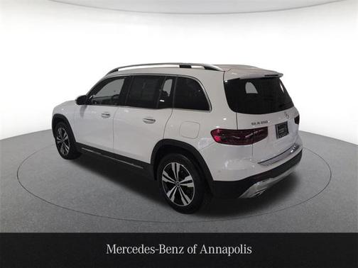 2025 Mercedes-Benz GLB 250 4MATIC