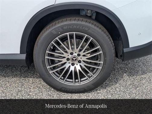 2026 Mercedes-Benz GLC 300 4MATIC