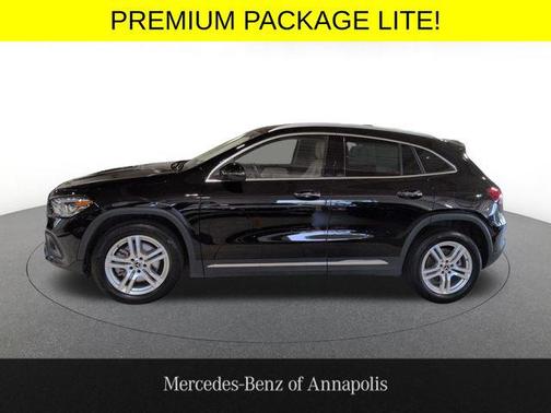 Black 2022 Mercedes-Benz GLA 250 4MATIC