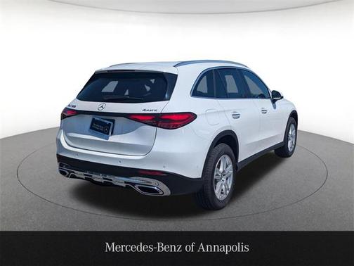 2025 Mercedes-Benz GLC 300 4MATIC