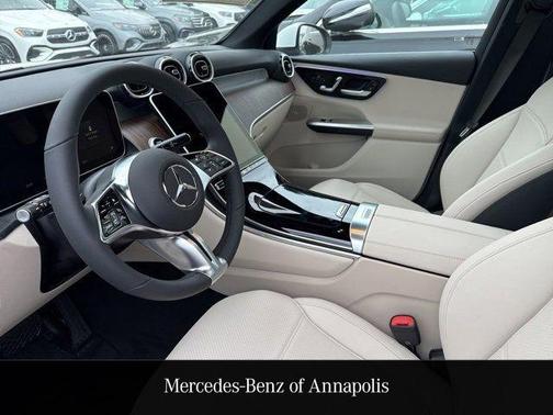 2025 Mercedes-Benz GLC 300 4MATIC