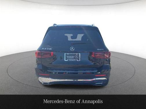 Black 2026 Mercedes-Benz GLB 250 4MATIC