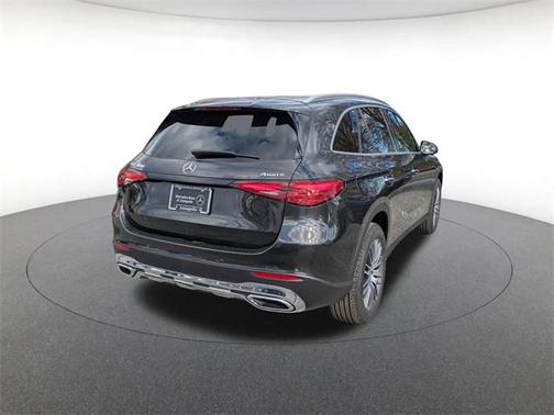 2026 Mercedes-Benz GLC 300 4MATIC