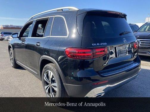 2025 Mercedes-Benz GLB 250 4MATIC
