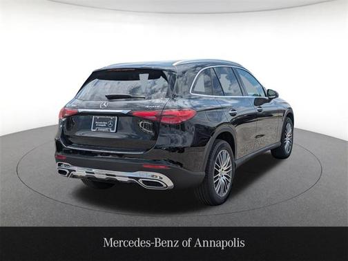 2025 Mercedes-Benz GLC 300 4MATIC