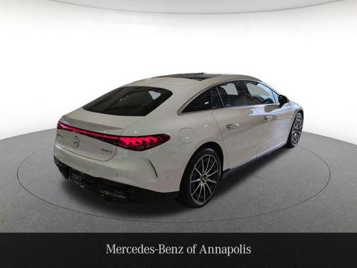 Polar White 2023 Mercedes-Benz EQS 580 4MATIC