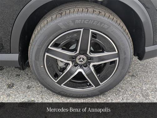 2026 Mercedes-Benz GLC 300 4MATIC