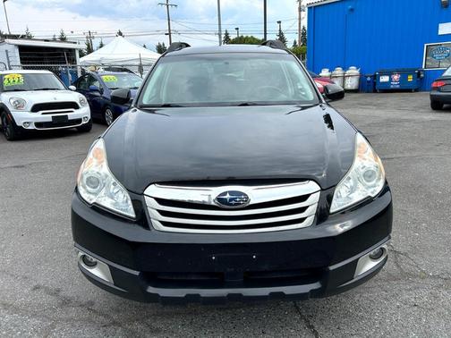 2010 Subaru Outback 2.5i Premium