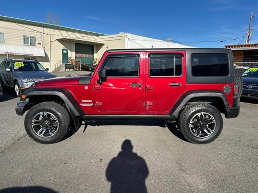 2013 Jeep Wrangler Unlimited Sport