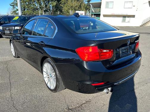 2012 BMW 328 i