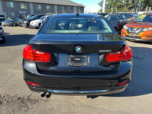 2012 BMW 328 i