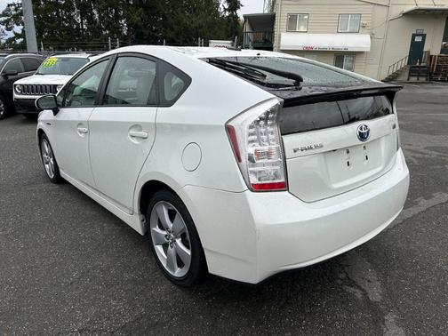 2011 Toyota Prius III