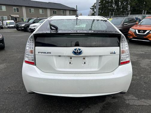 2011 Toyota Prius III