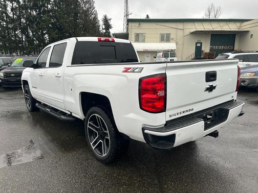2018 Chevrolet Silverado 1500 2LT