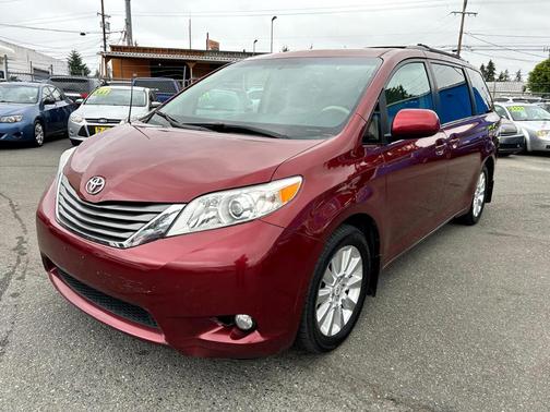 2012 Toyota Sienna XLE