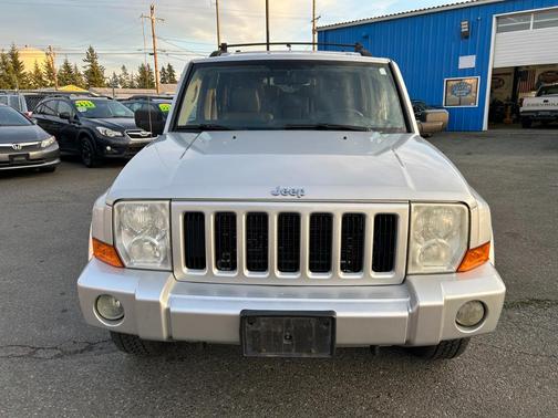 2006 Jeep Commander Base