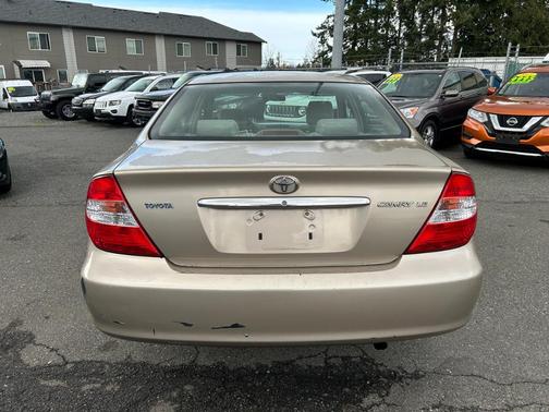2003 Toyota Camry LE