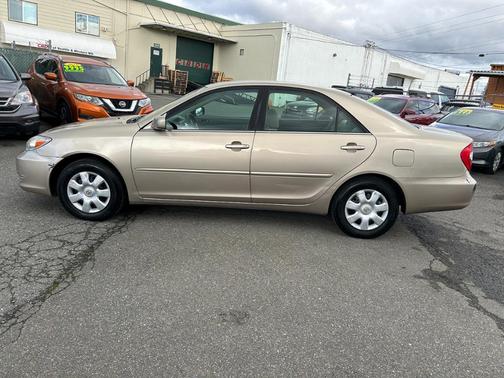 2003 Toyota Camry LE