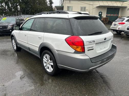 2005 Subaru Outback 2.5XT Limited