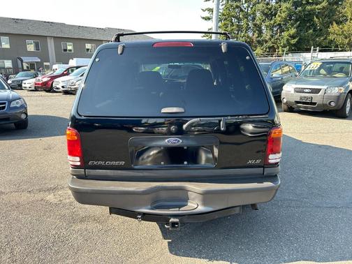 2000 Ford Explorer XLS