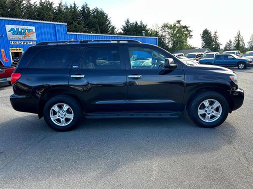 2008 Toyota Sequoia SR5