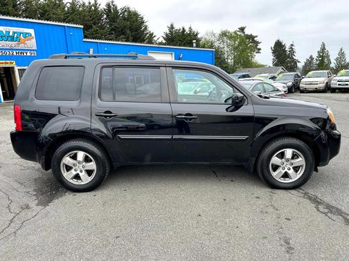 2011 Honda Pilot EX-L w/ Navigation