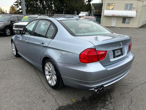 2011 BMW 328 i xDrive