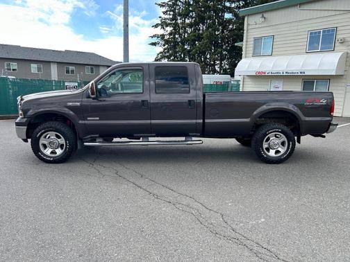 Gray 2006 Ford F-350 XL