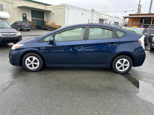 2012 Toyota Prius Three