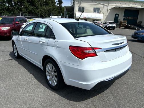 2012 Chrysler 200 Touring