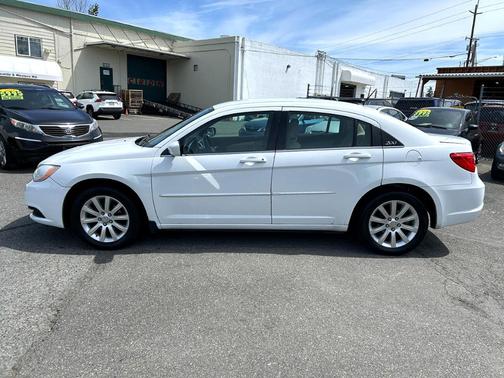 2012 Chrysler 200 Touring
