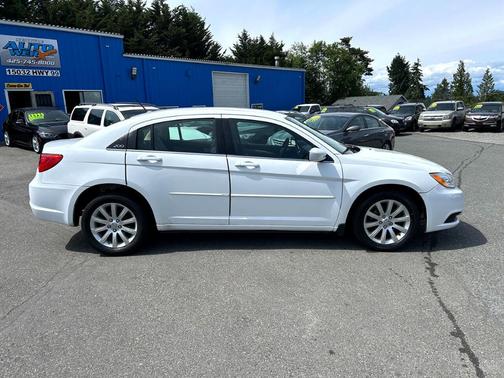 2012 Chrysler 200 Touring