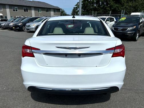 2012 Chrysler 200 Touring