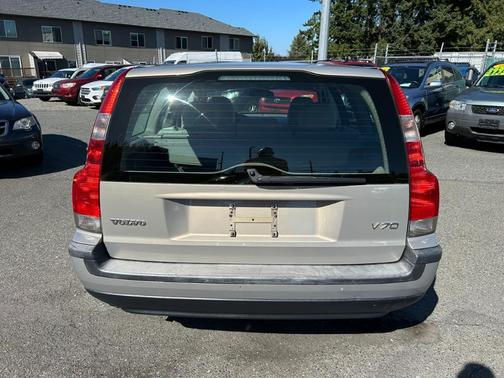2004 Volvo V70 2.4
