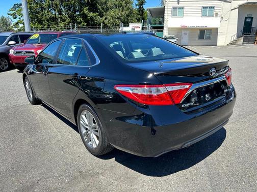2015 Toyota Camry SE