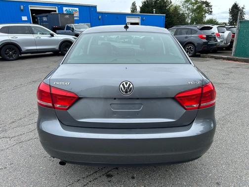 Gray 2014 Volkswagen Passat 1.8T Auto SE PZEV