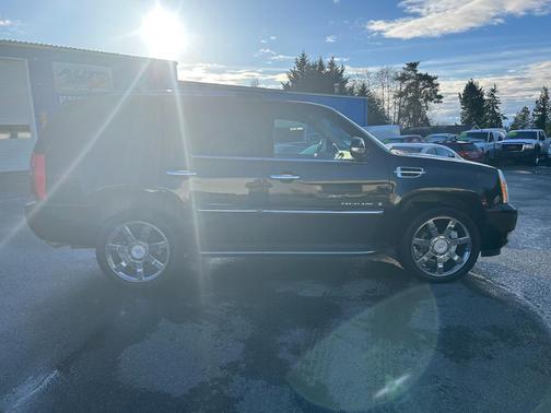 2008 Cadillac Escalade Base