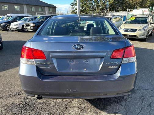 2013 Subaru Legacy 2.5i Premium