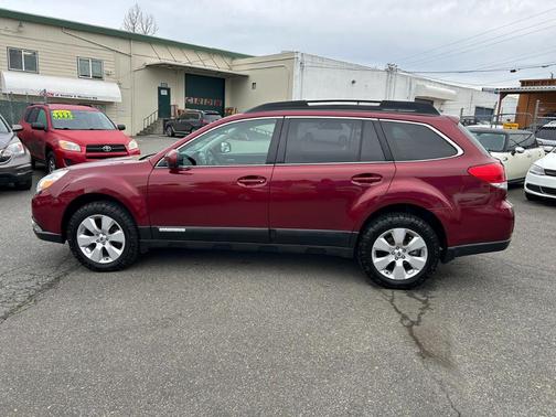 2011 Subaru Outback 2.5i Limited