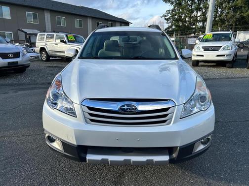 2010 Subaru Outback 2.5i Limited
