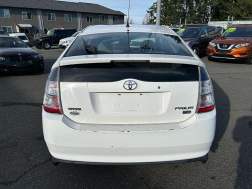2005 Toyota Prius Base (CVT-E)