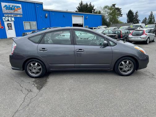 Gray 2008 Toyota Prius