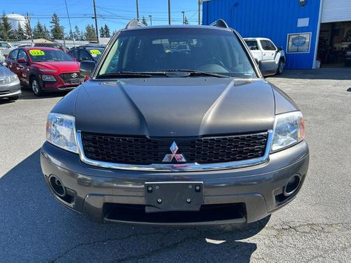 2011 Mitsubishi Endeavor LS